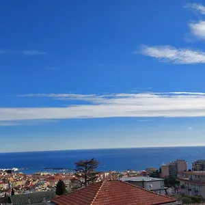 Appartement La Casa Di Ermes - Ampio Luminoso A Tre Minuti Dal Centro, San Remo
